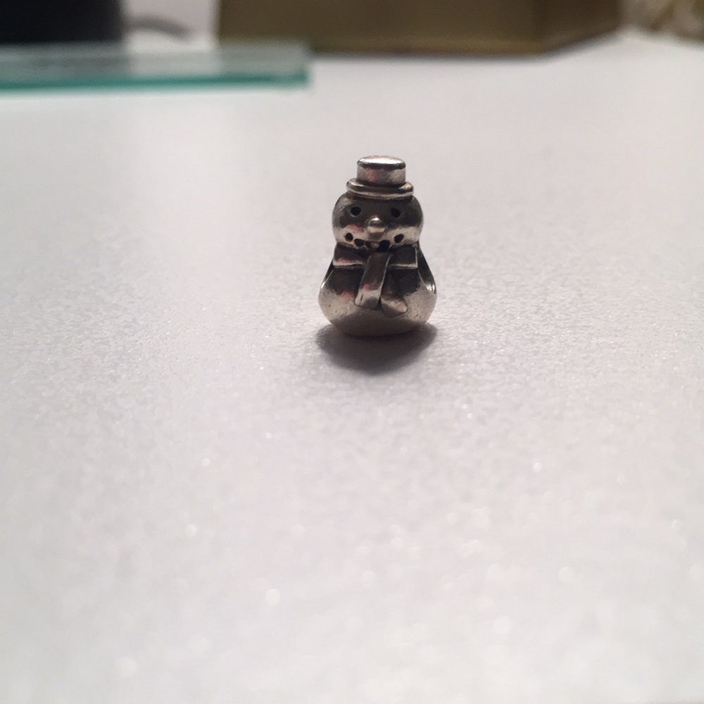 Snowman Pandora charm ⛄️